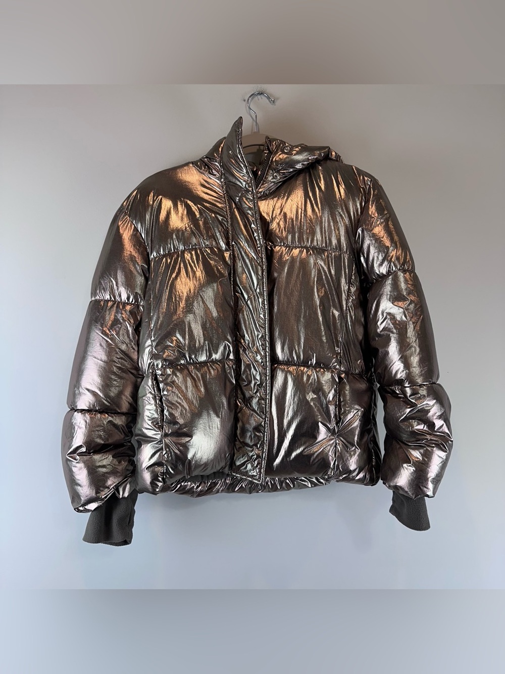 Gap Kid’s Gold Bronze Metallic Nylon Shine Puffer Hooded Winter Jacket Size XL